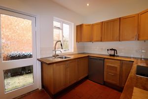 Kitchen- click for photo gallery